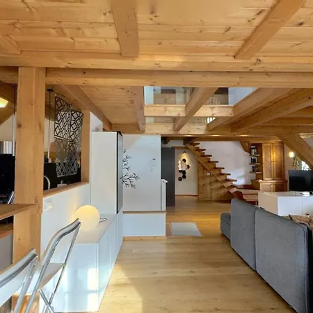Appartement Alte Rote Haus à Tarvisio Extérieur photo